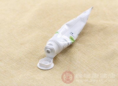 含氟牙膏 科學認知與正確使用指南